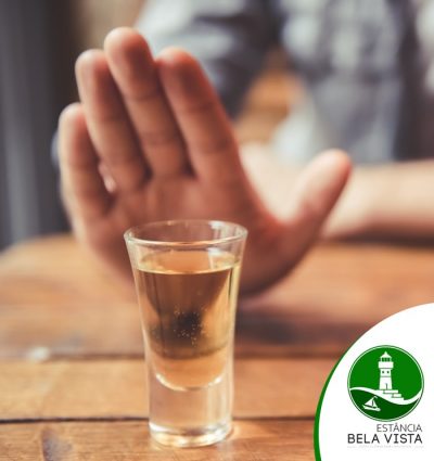 Alcoolismo: como lidar com a recaída